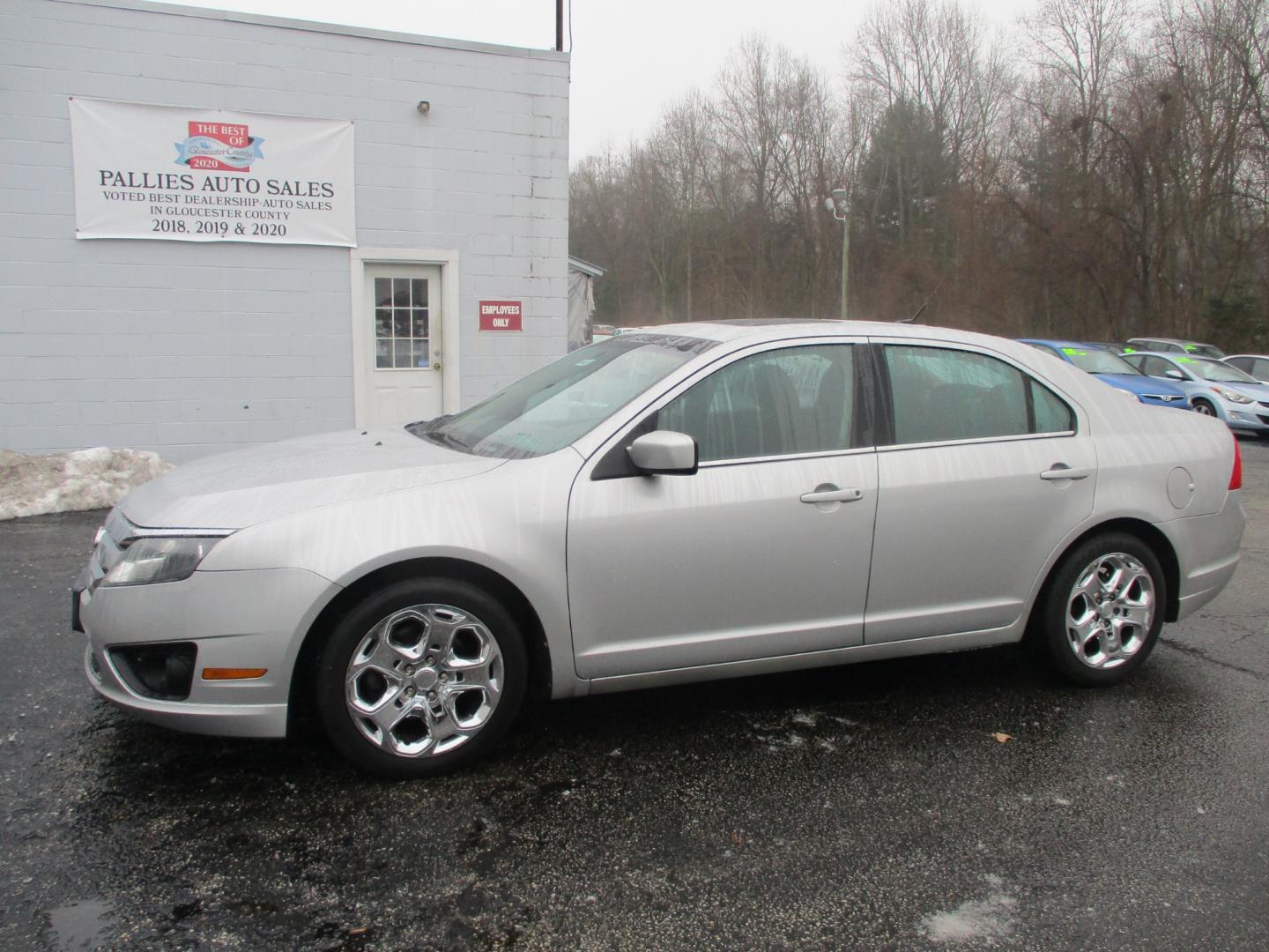 2010 SILVER Ford Fusion (3FAHP0HA3AR) , AUTOMATIC transmission, located at 540a Delsea Drive, Sewell, NJ, 08080, (856) 589-6888, 39.752560, -75.111206 - Photo#1